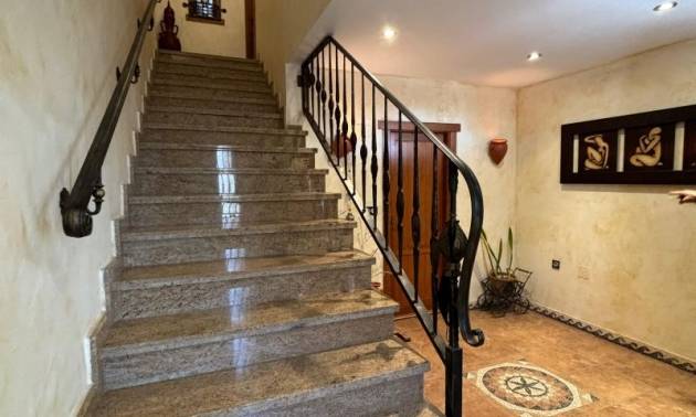 Sale - Villa - Redován