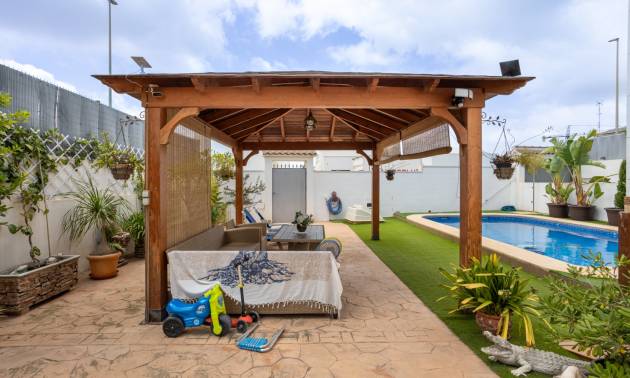 Sale - Villa - Los Montesinos