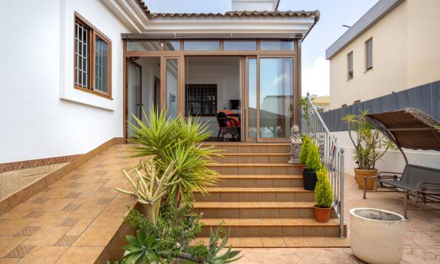 Sale - Villa - Los Montesinos