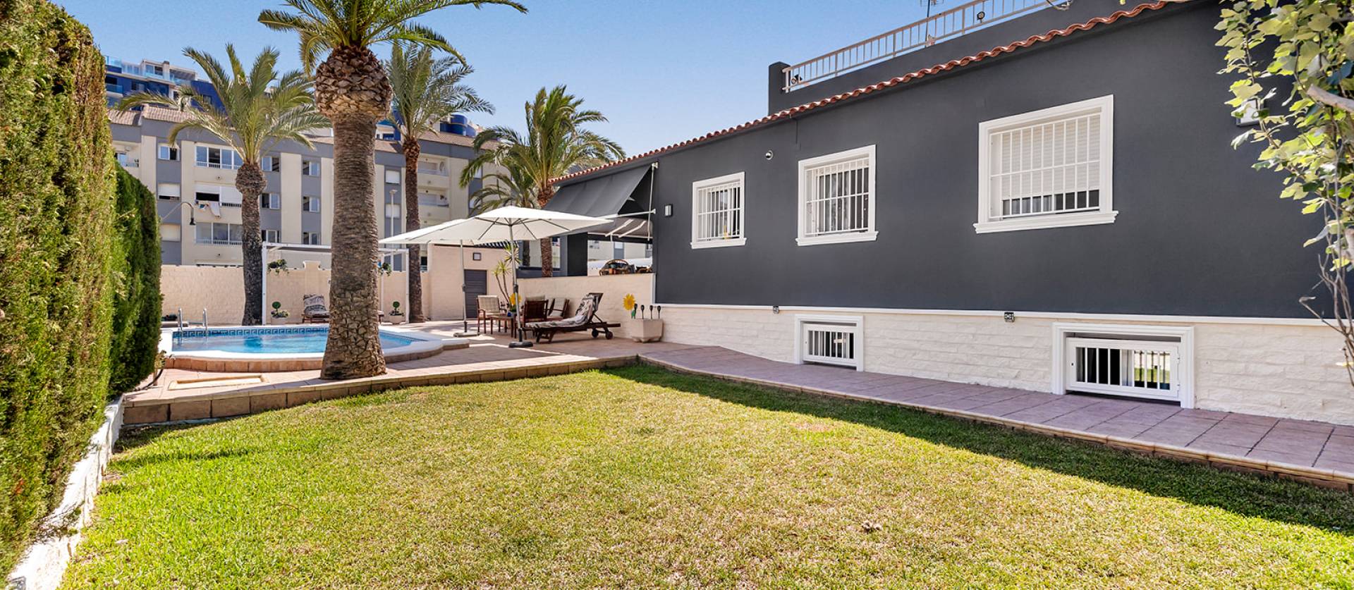 Sale - Villa - Torrevieja - Rocio del mar