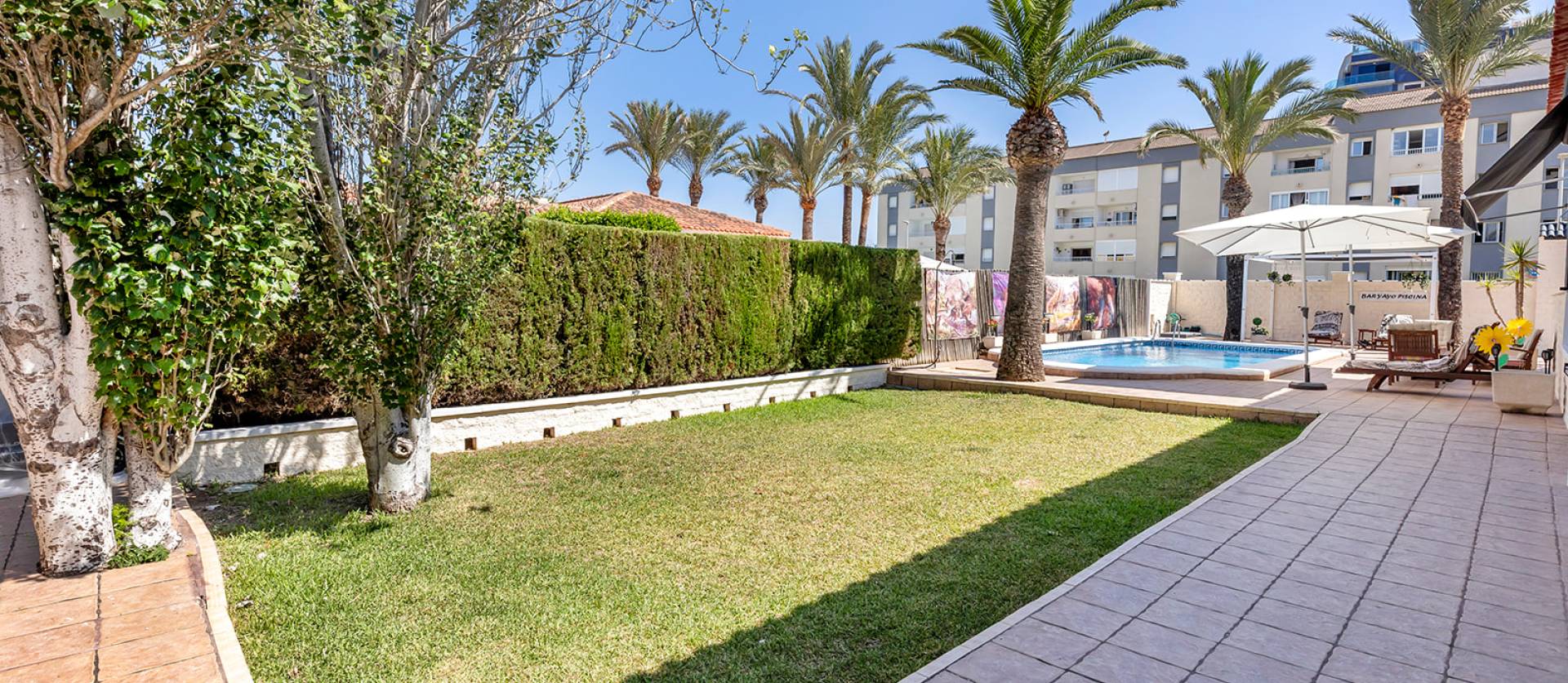 Sale - Villa - Torrevieja - Rocio del mar