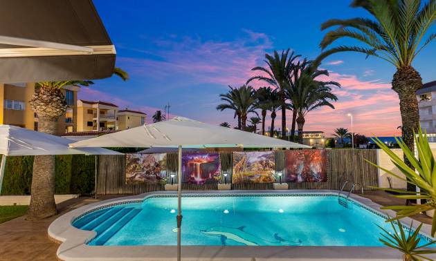 Sale - Villa - Torrevieja - Rocio del mar