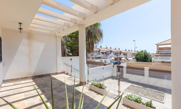 Sale - Villa - Torrevieja - Aguas Nuevas