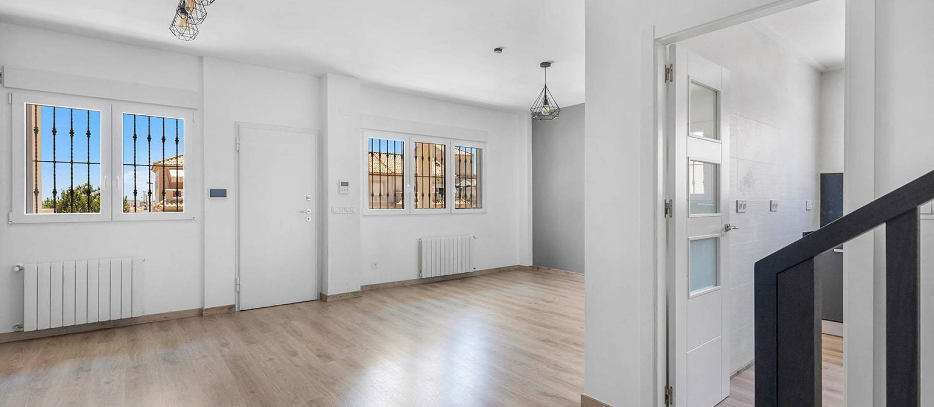 Sale - Villa - Torrevieja - Aguas Nuevas