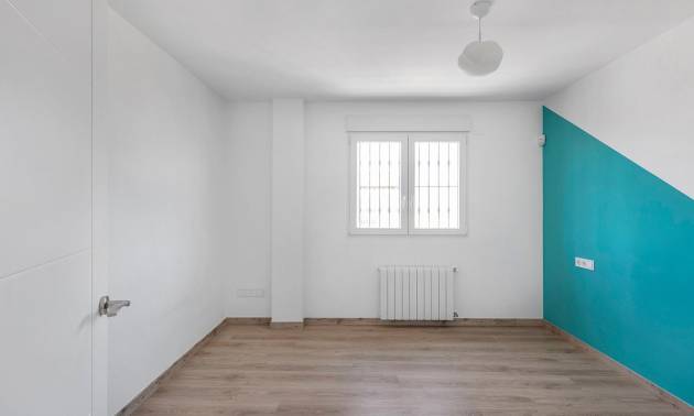 Sale - Villa - Torrevieja - Aguas Nuevas