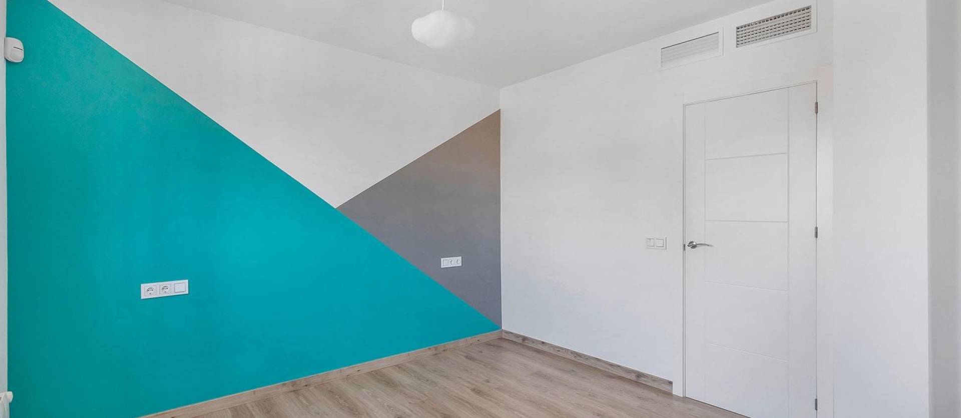 Sale - Villa - Torrevieja - Aguas Nuevas