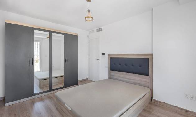 Sale - Villa - Torrevieja - Aguas Nuevas