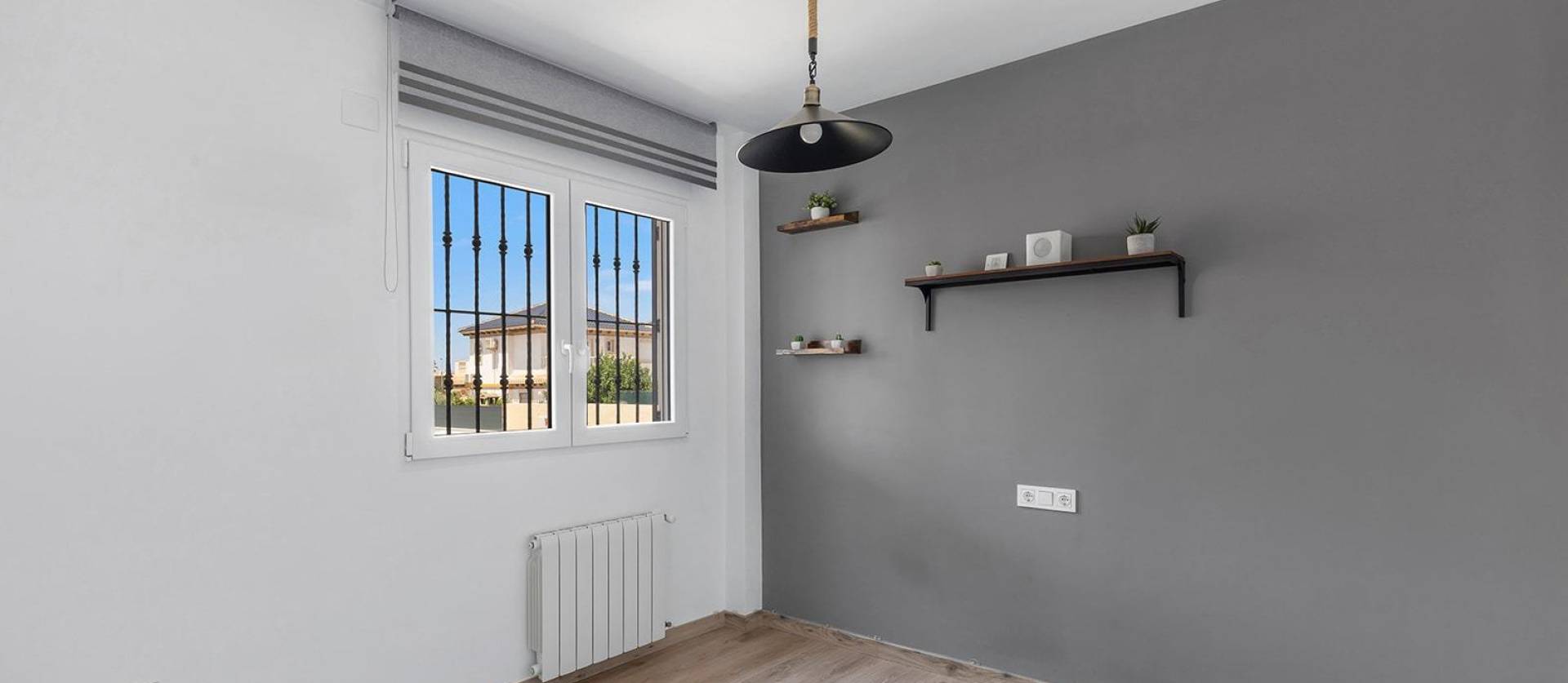 Sale - Villa - Torrevieja - Aguas Nuevas