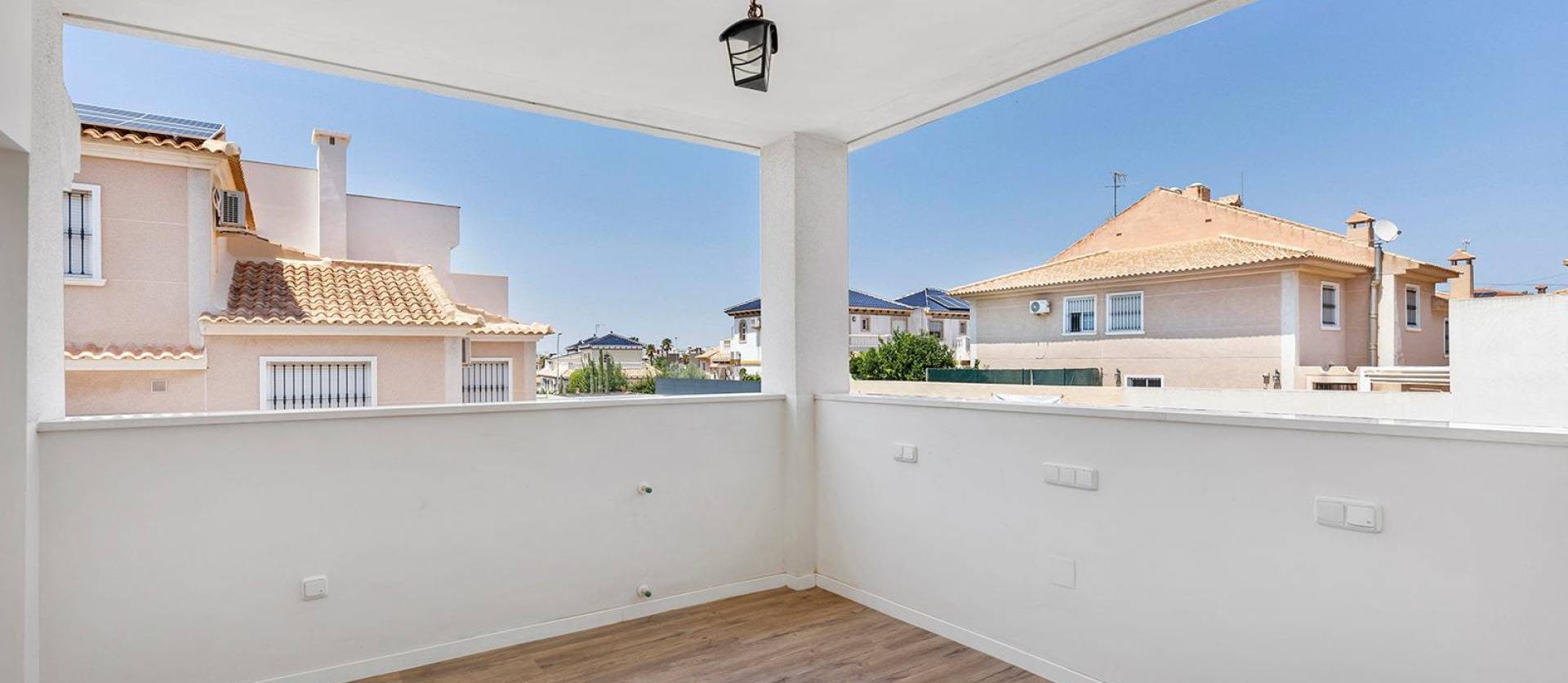 Sale - Villa - Torrevieja - Aguas Nuevas