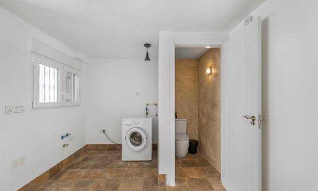 Sale - Villa - Torrevieja - Aguas Nuevas