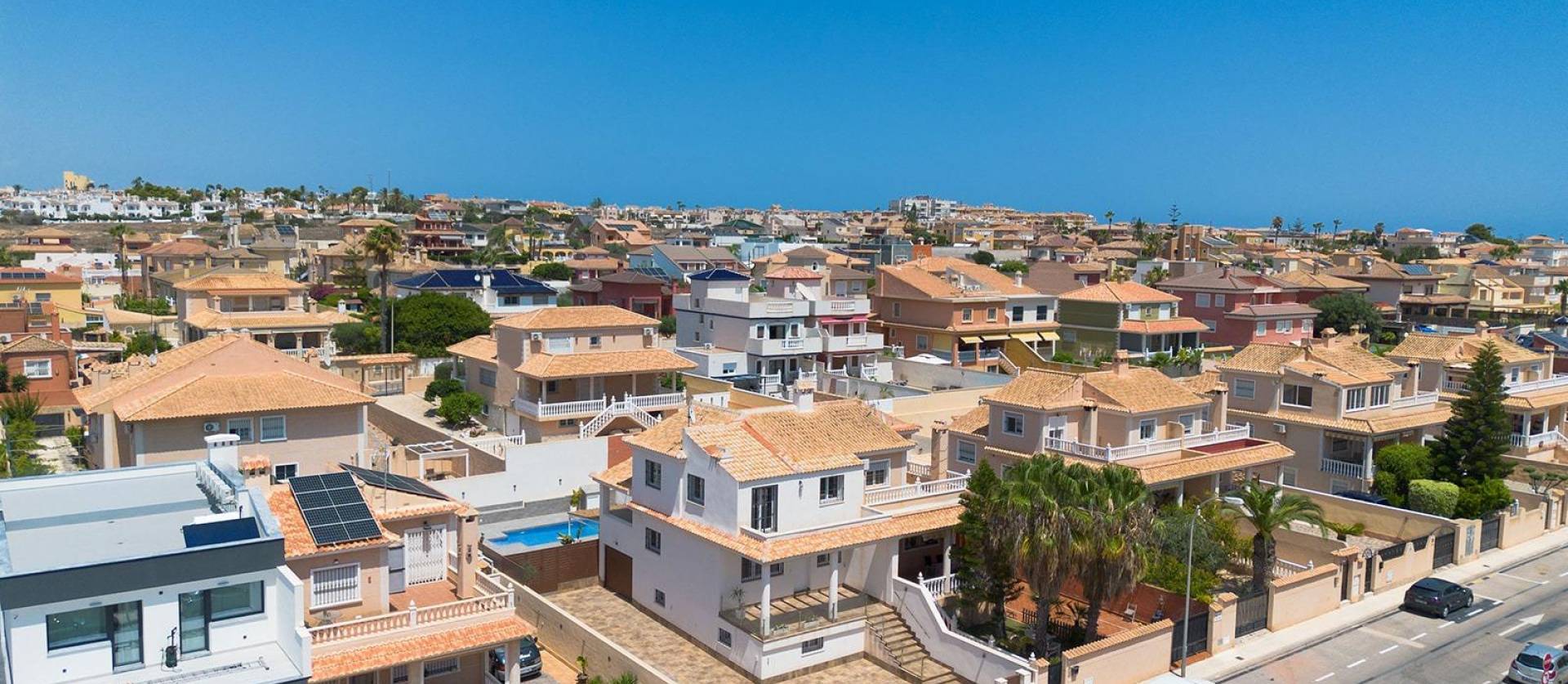 Sale - Villa - Torrevieja - Aguas Nuevas
