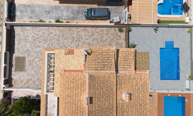 Sale - Villa - Torrevieja - Aguas Nuevas