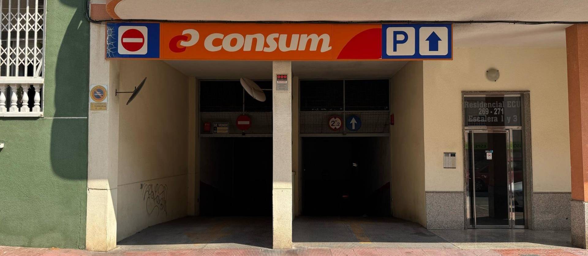 Sale - Commercial - Torrevieja - Centro