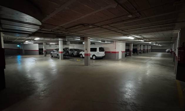 Sale - Commercial - Torrevieja - Centro