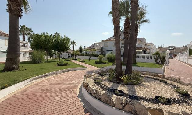 Sale - Apartment - Orihuela Costa - La Zenia