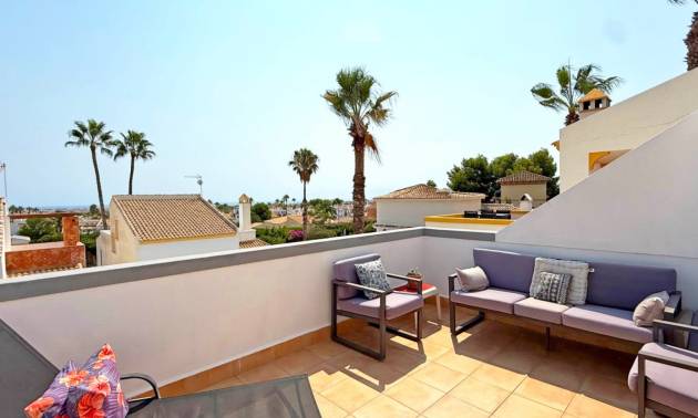 Sale - Villa - Orihuela Costa - Villamartín