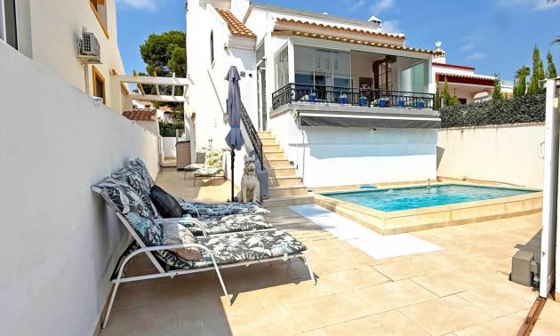 Sale - Villa - Orihuela Costa - Villamartín