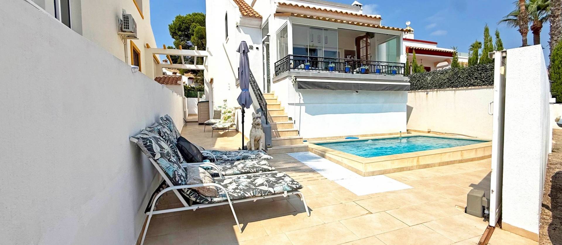 Sale - Villa - Orihuela Costa - Villamartín
