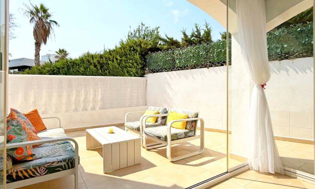 Sale - Villa - Orihuela Costa - Villamartín