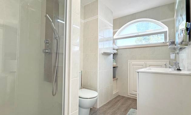 Sale - Villa - Orihuela Costa - Villamartín