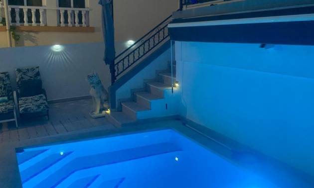 Sale - Villa - Orihuela Costa - Villamartín