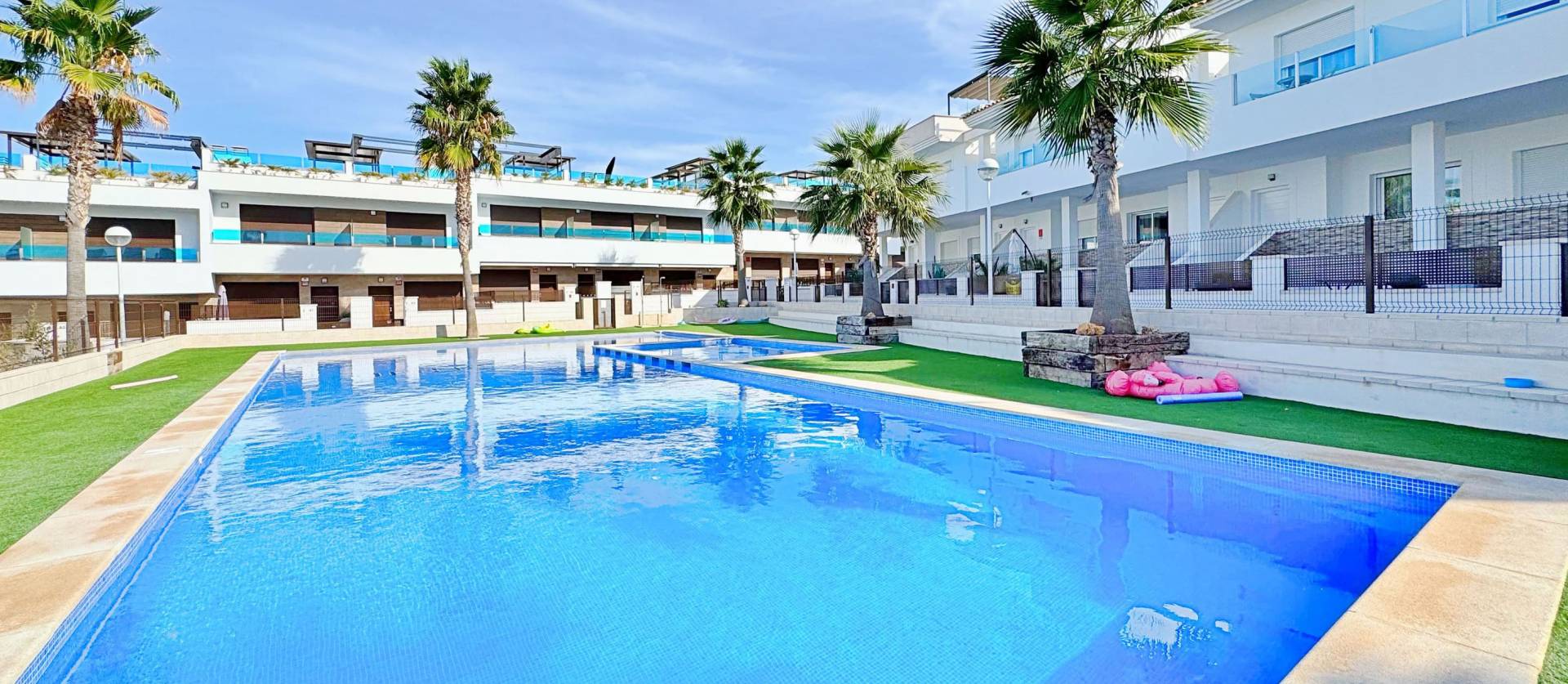 Sale - Townhouse - Torrevieja - Los Balcones