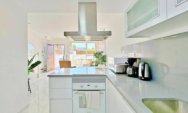 Sale - Townhouse - Torrevieja - Los Balcones
