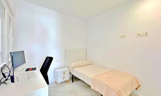 Sale - Townhouse - Torrevieja - Los Balcones