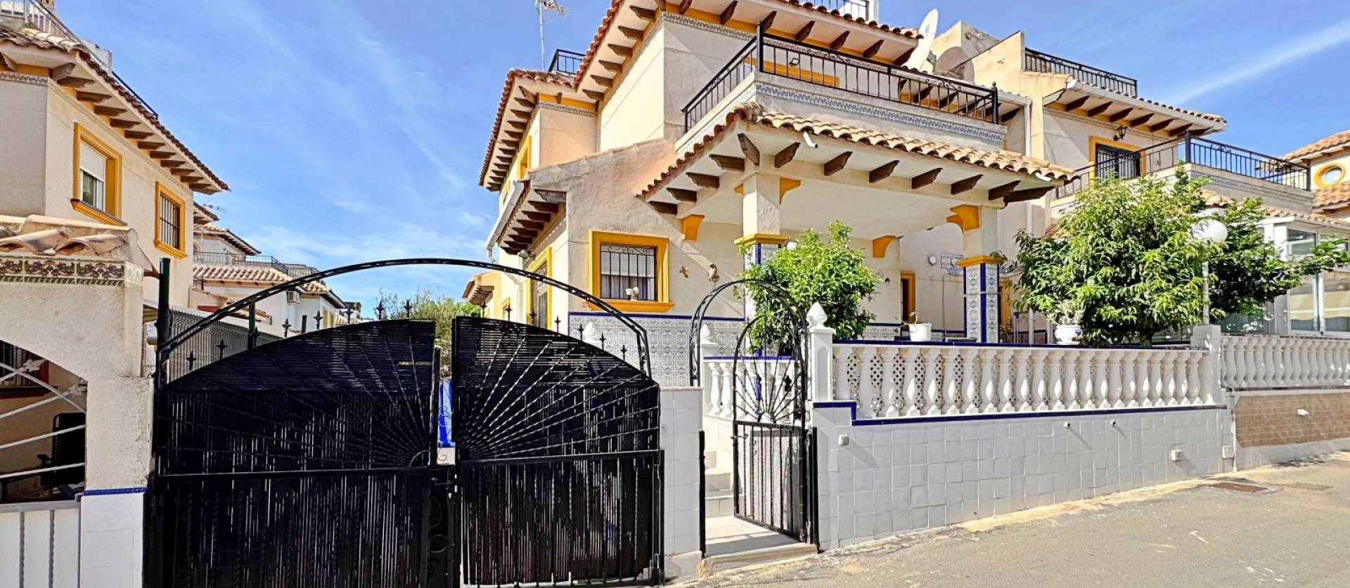Sale - Townhouse - Orihuela Costa - La Campana