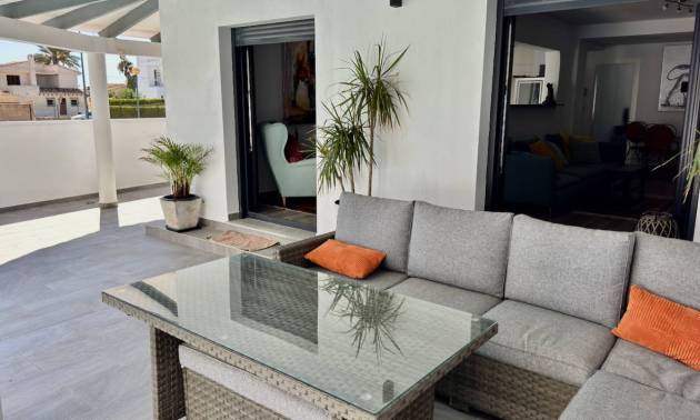 Bestaande woningen - Villa - Punta Prima