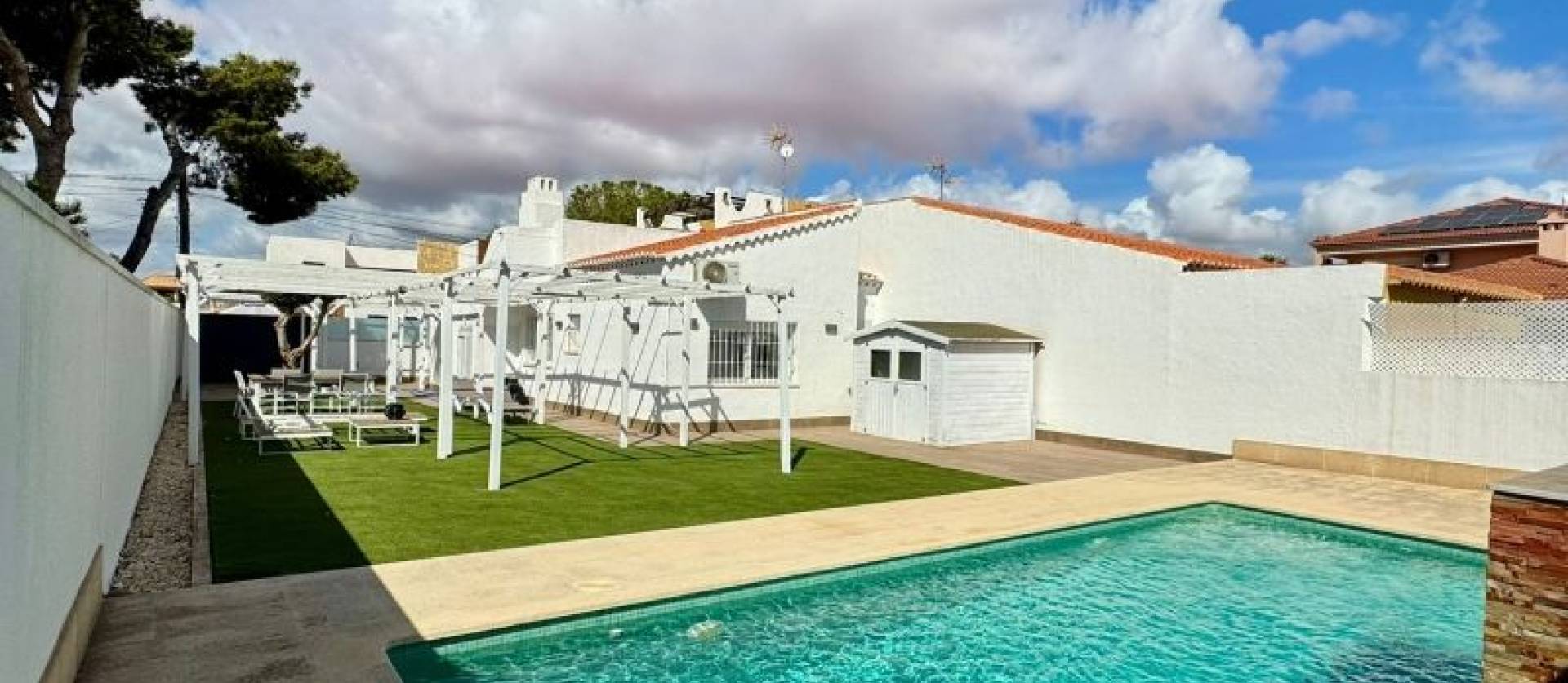 Venta - Villa - Torrevieja