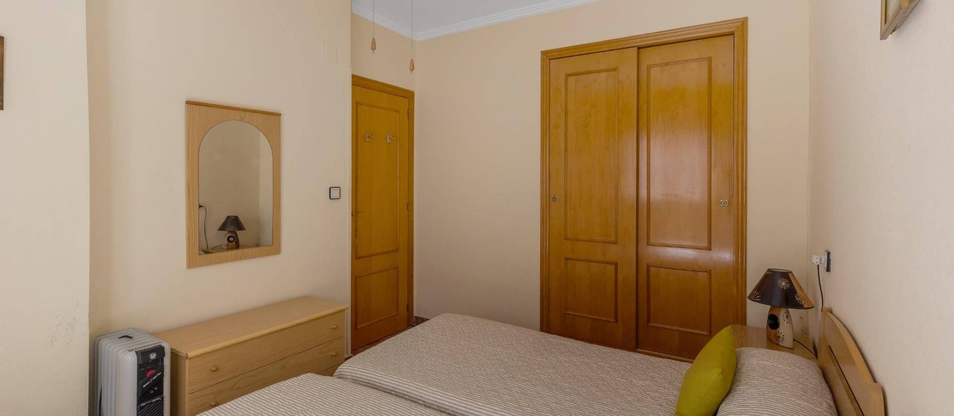 Sale - Apartment - Torrevieja - Playa de los locos