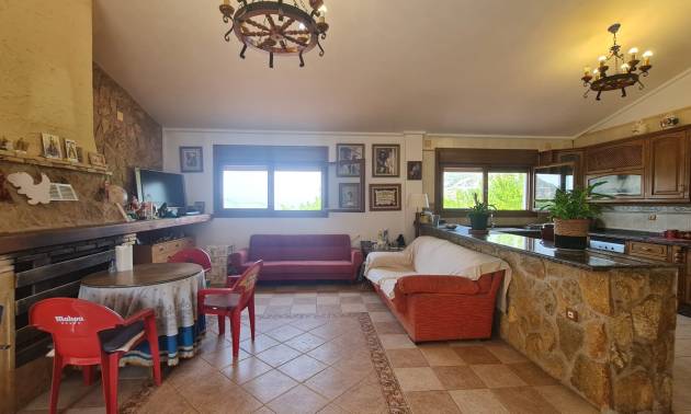 Sale - Villa - Petrer