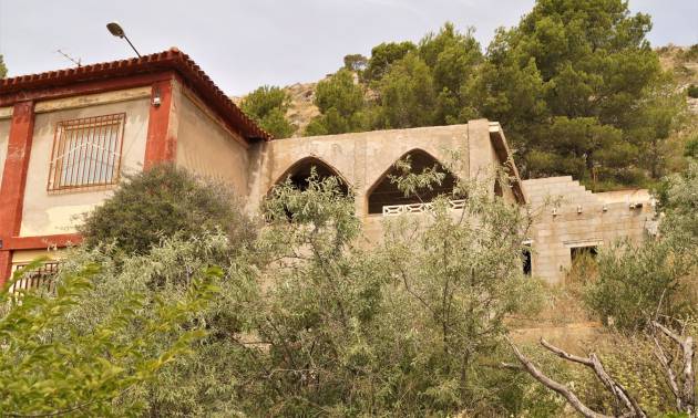 Sale - Commercial - Salinas