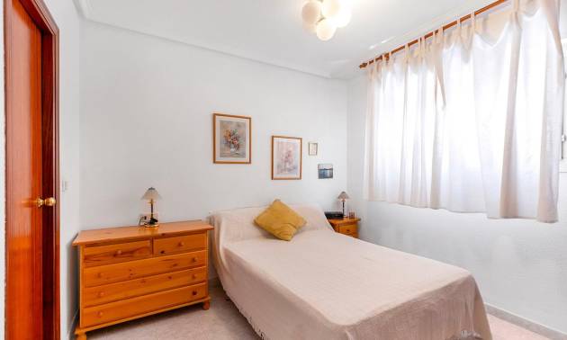 Sale - Apartment - Torrevieja - Playa de los locos
