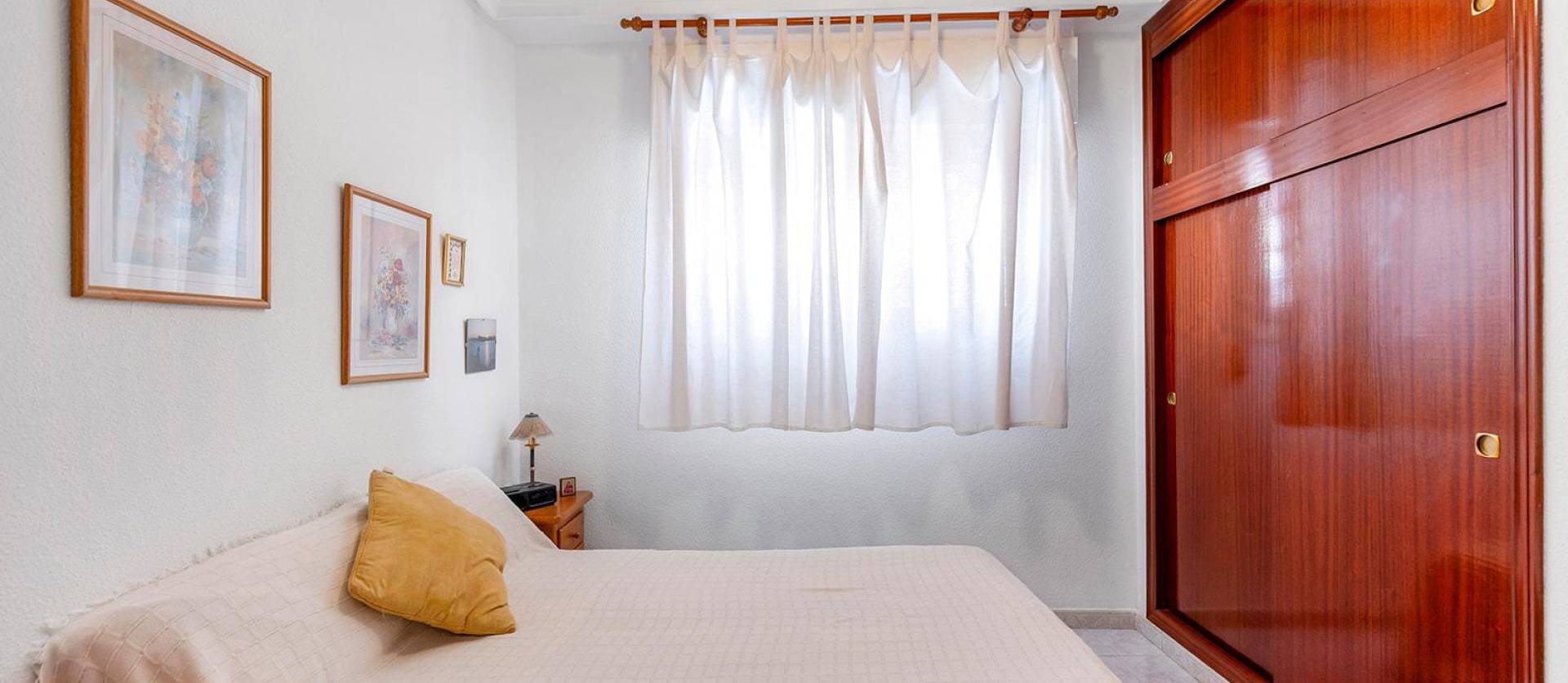 Sale - Apartment - Torrevieja - Playa de los locos