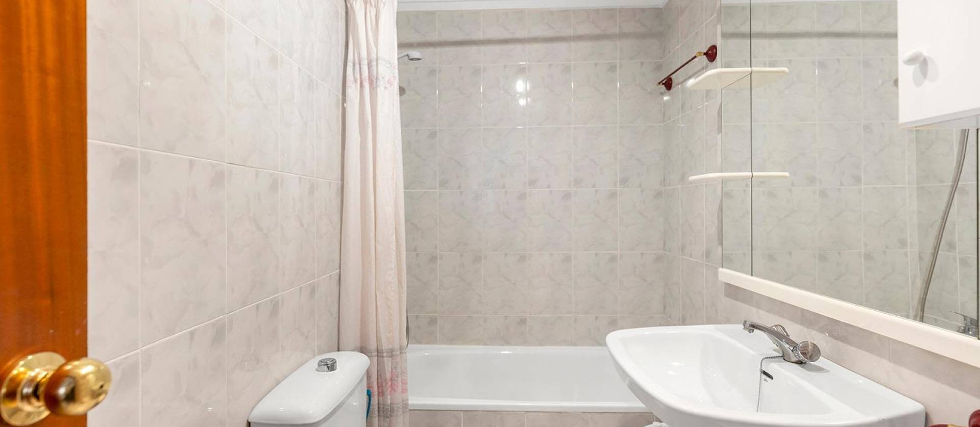 Sale - Apartment - Torrevieja - Playa de los locos