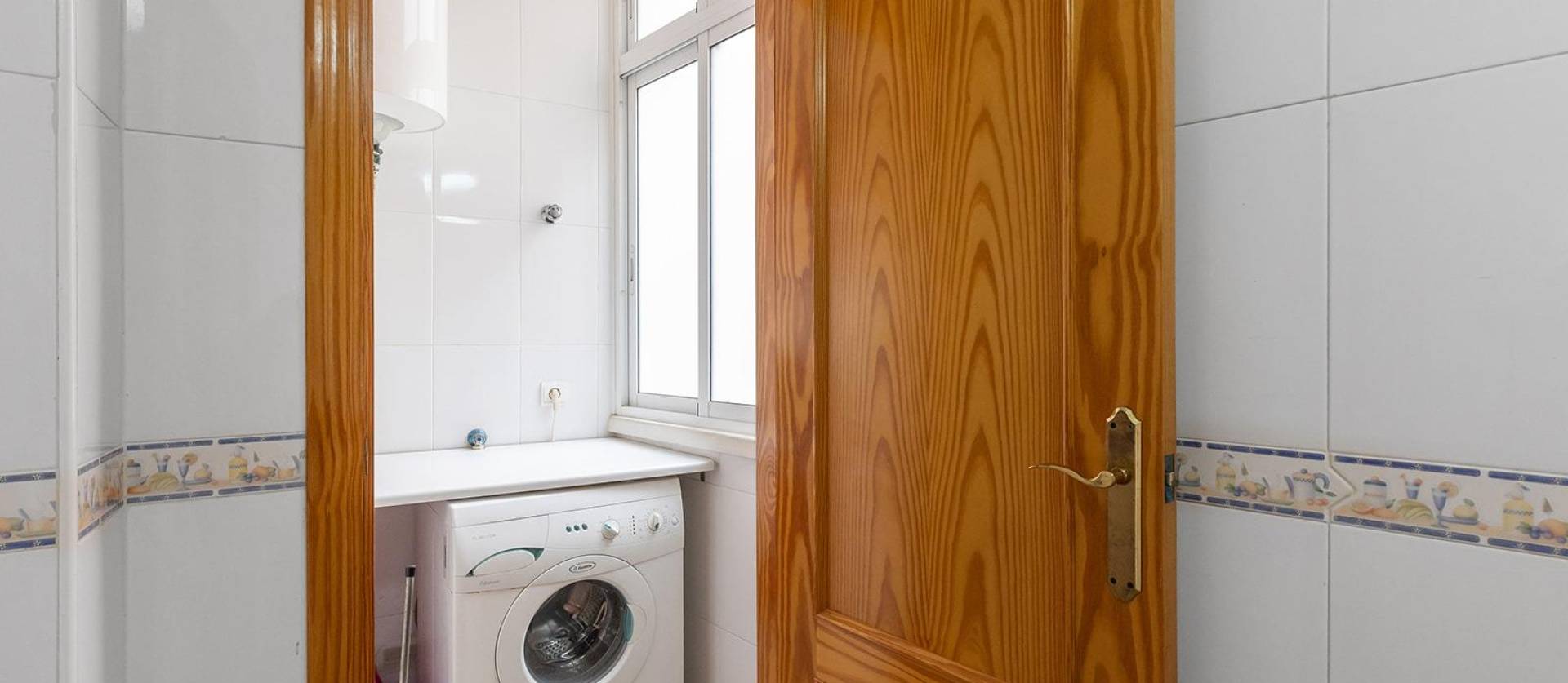 Sale - Apartment - Torrevieja - Centro