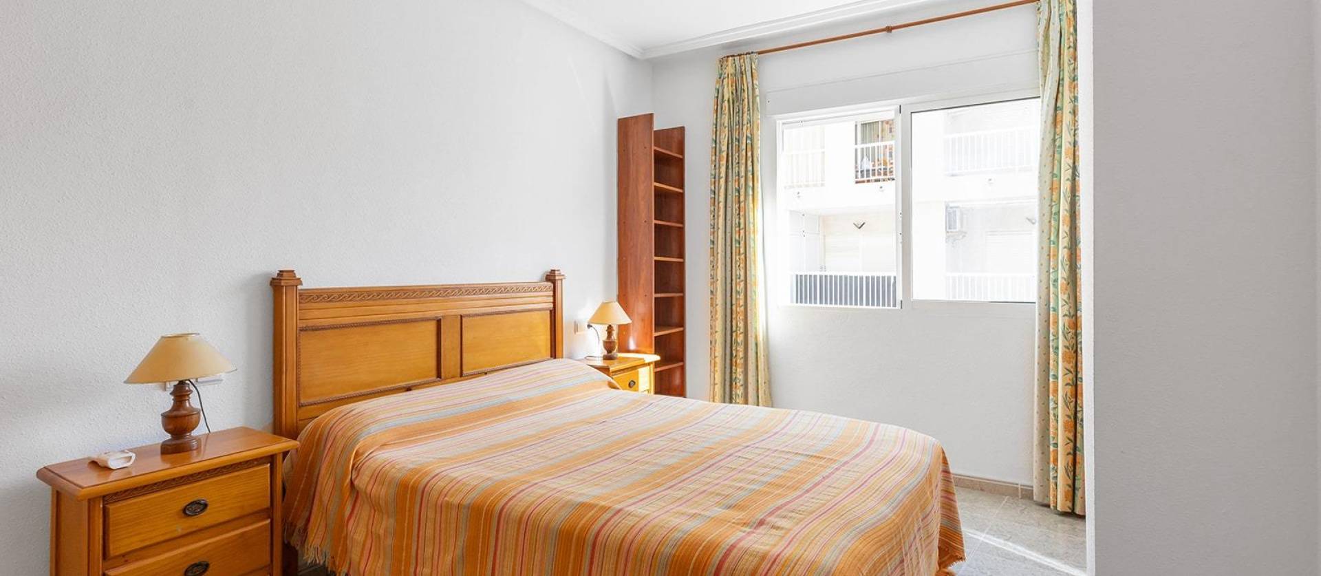 Sale - Apartment - Torrevieja - Centro