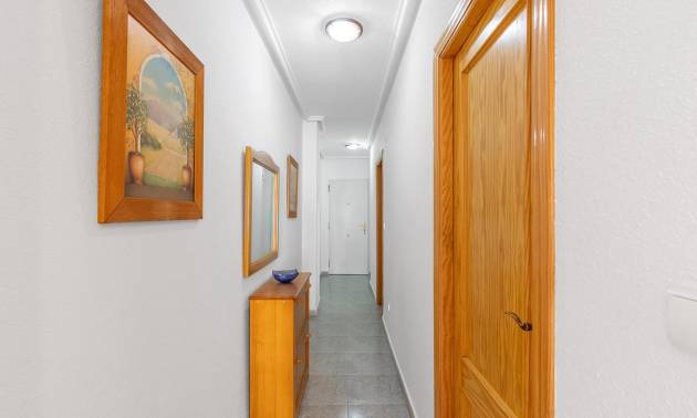 Sale - Apartment - Torrevieja - Centro