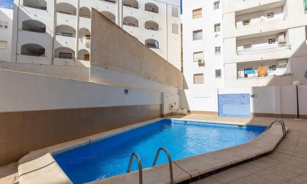 Sale - Apartment - Torrevieja - Centro