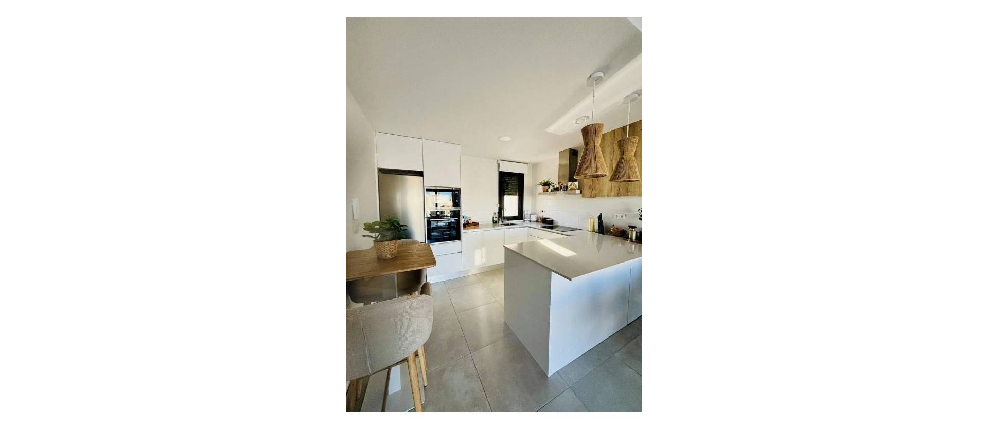 Bestaande woningen - Appartment - Las Filipinas