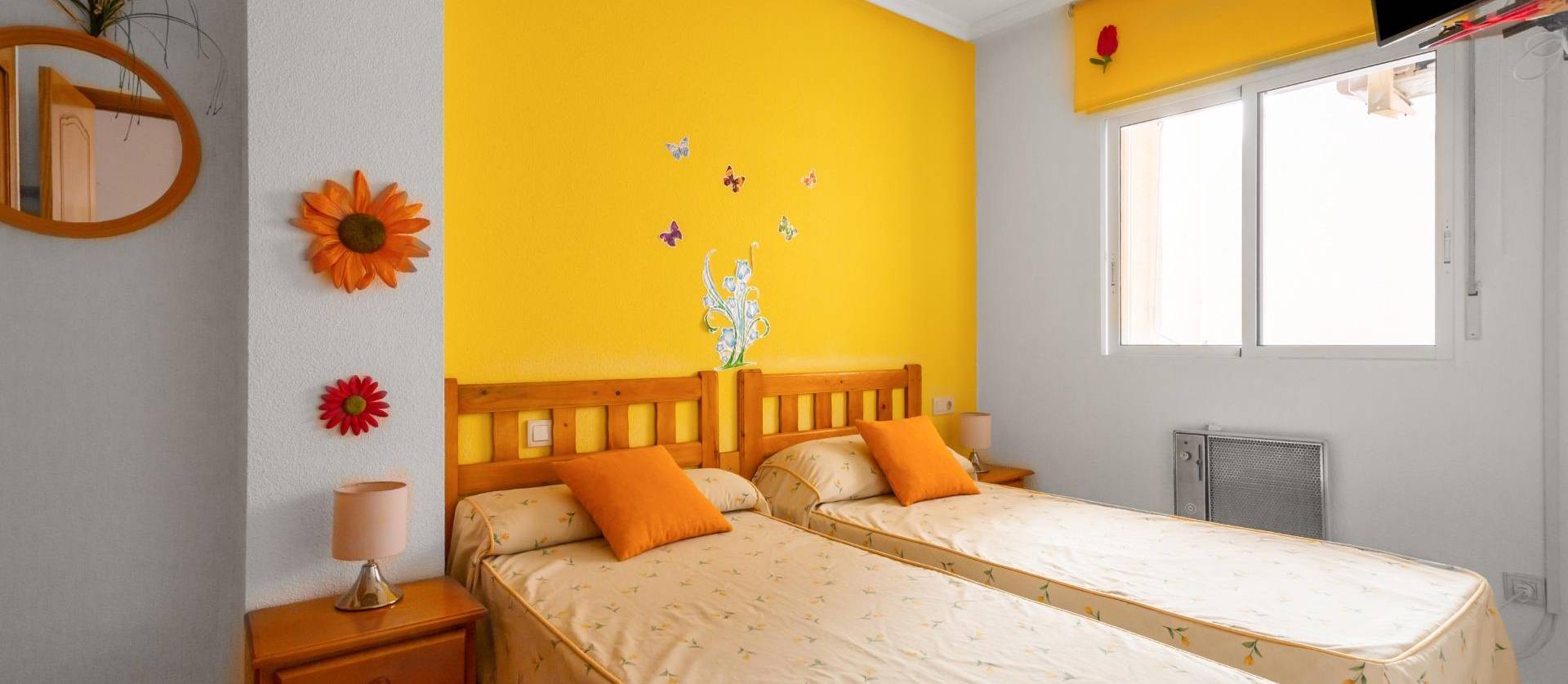 Sale - Apartment - Torrevieja - Playa de los locos