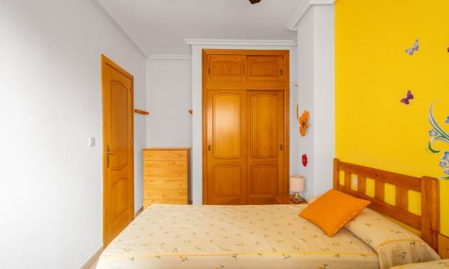 Sale - Apartment - Torrevieja - Playa de los locos