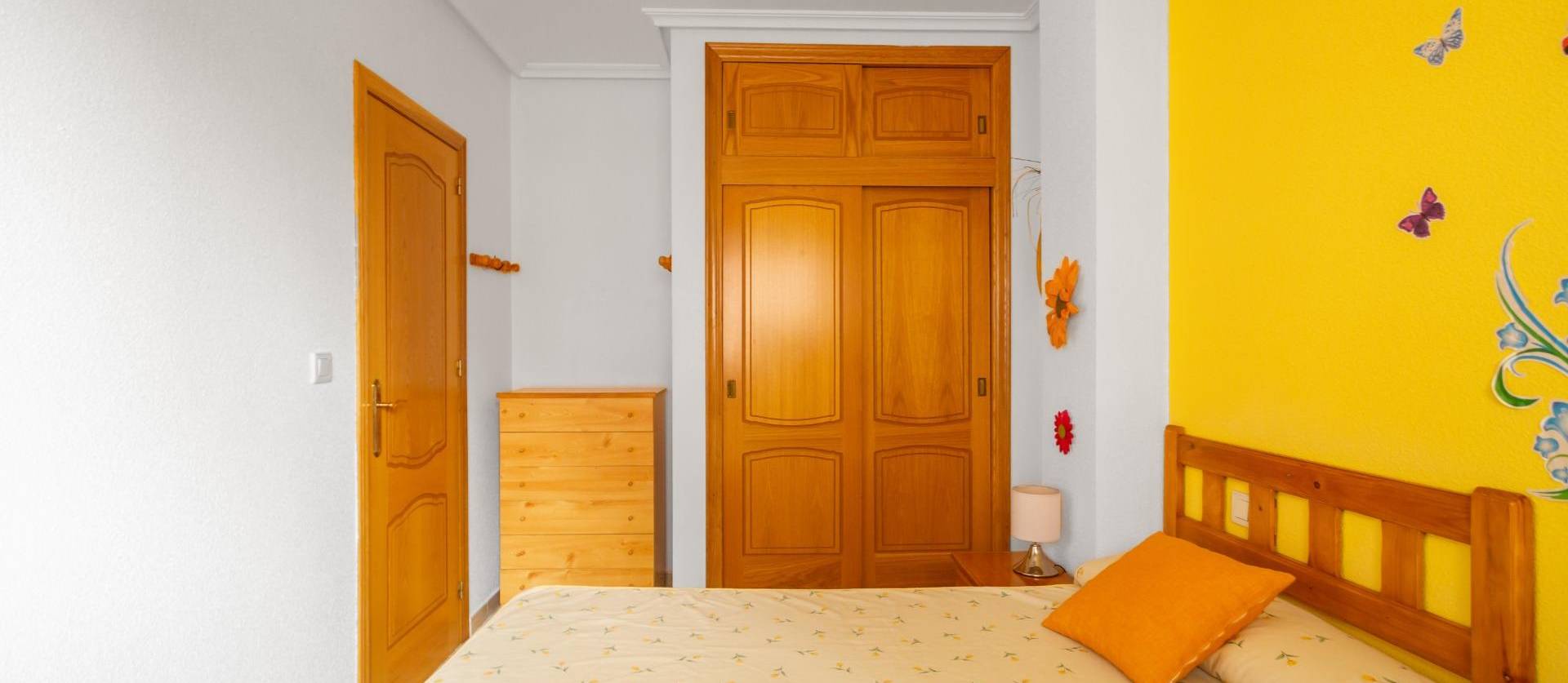 Sale - Apartment - Torrevieja - Playa de los locos