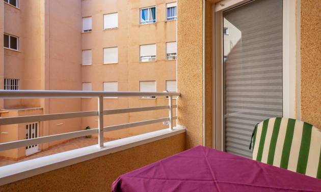 Sale - Apartment - Torrevieja - Playa de los locos