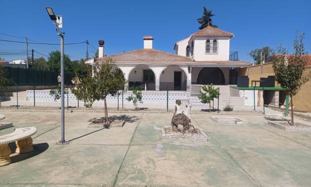 Bestaande woningen - Villa - Canadas de San Pedro