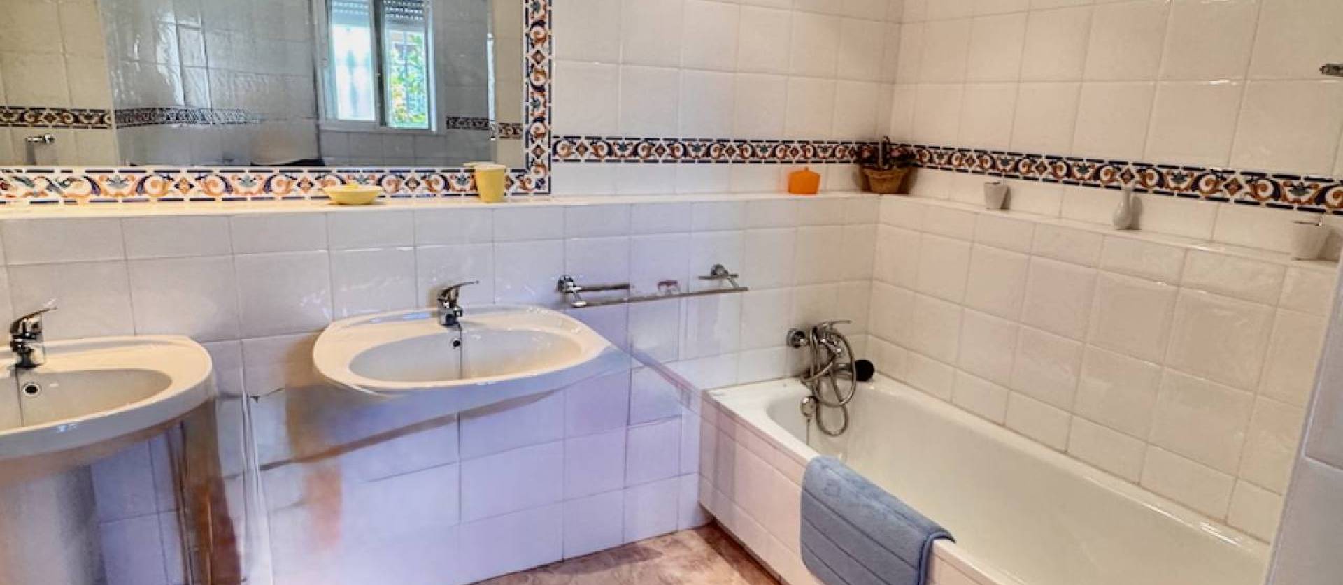 Sale - Villa - Benferri