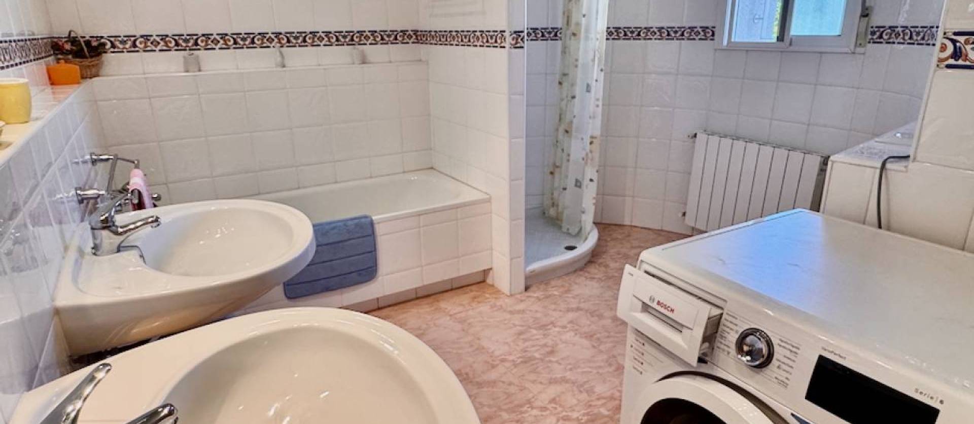 Sale - Villa - Benferri