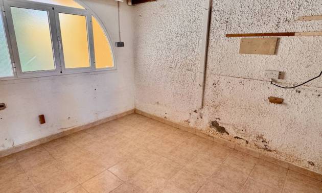 Sale - Villa - Benferri